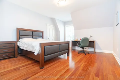 76 Thornridge Drive, Vaughan, ON L4J 1C8