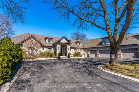 14 Pine Grove Road, Vaughan, ON L4L 2X1