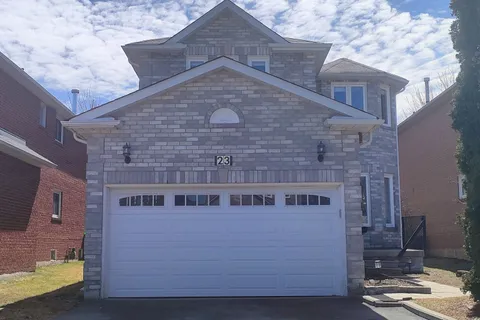 23 Springer Drive, Richmond Hill, ON L4C 0E9
