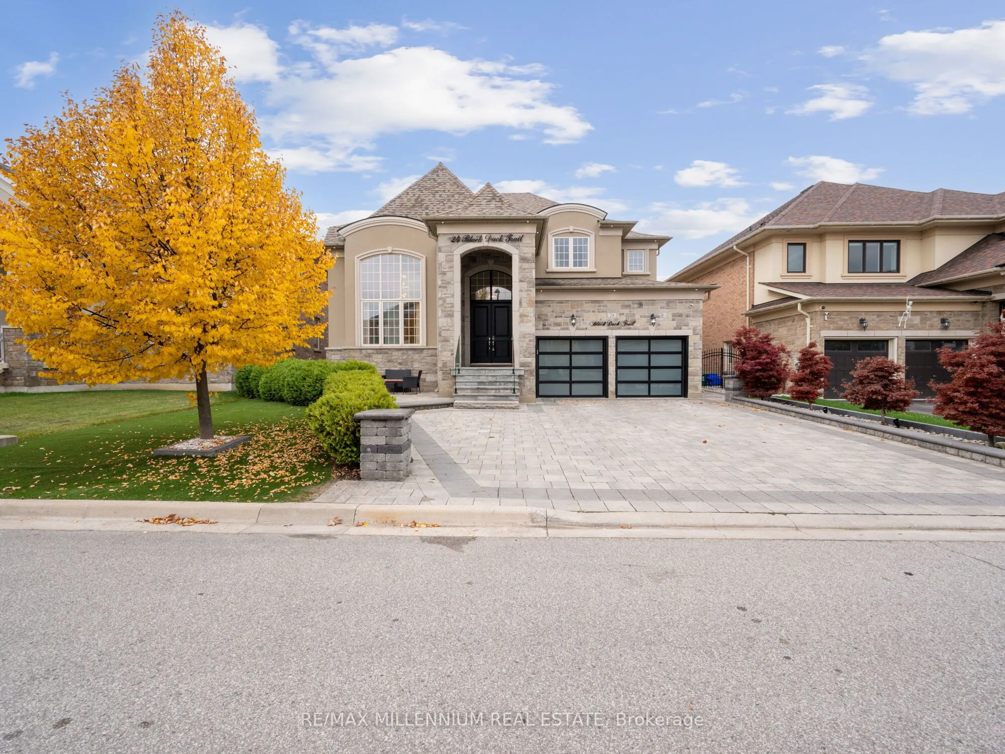 24 Black Duck Trail, King, ON L7B 0A4