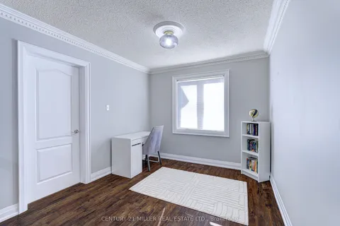 39 Iona Crescent, Vaughan, ON L4H 1C4