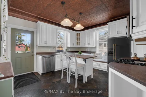 72 River Street, Brock, ON L0C 1H0