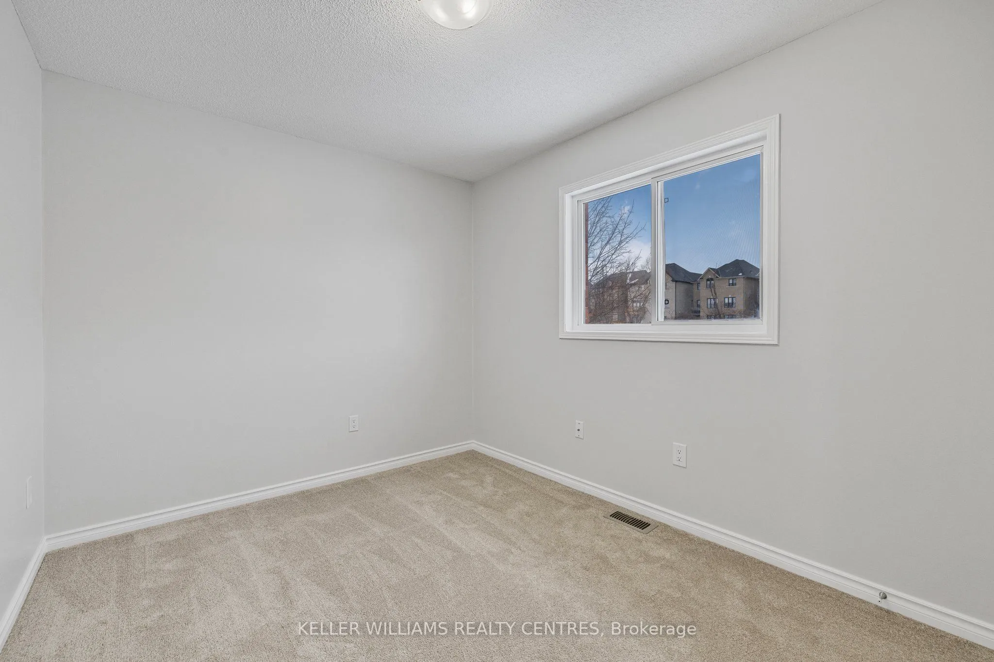 1938 Mill Street, Innisfil, ON L9S 2A2