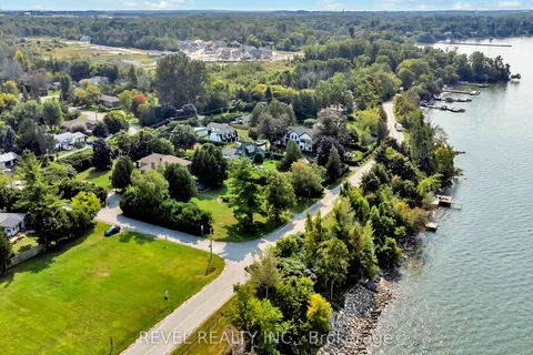 351 Hedge Road, Georgina, ON L0E 1R0