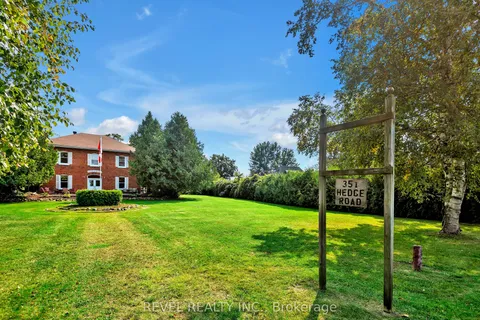 351 Hedge Road, Georgina, ON L0E 1R0