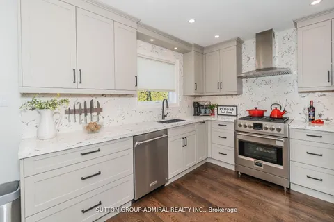 473 Highcliffe Drive, Vaughan, ON L4J 8L3