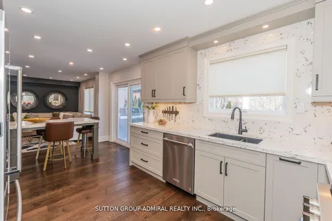 473 Highcliffe Drive, Vaughan, ON L4J 8L3