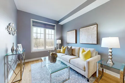 45 Dundas Way, Markham, ON L6E 0R7