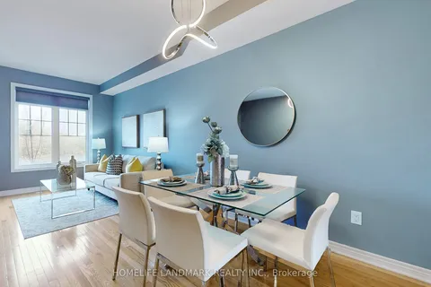 45 Dundas Way, Markham, ON L6E 0R7