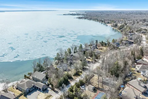 2855 Purvis Street, Innisfil, ON L9S 3K6