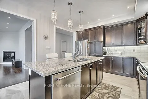 1310 Butler Street, Innisfil, ON L9S 0H5
