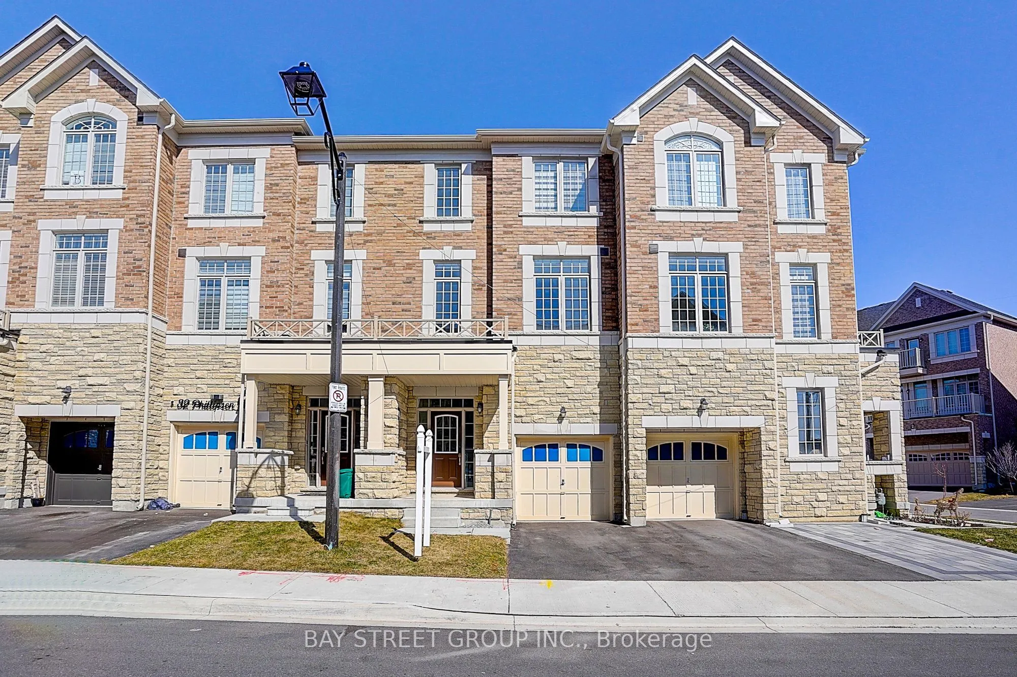 34 Phillipsen Way, Markham, ON L3S 0E9