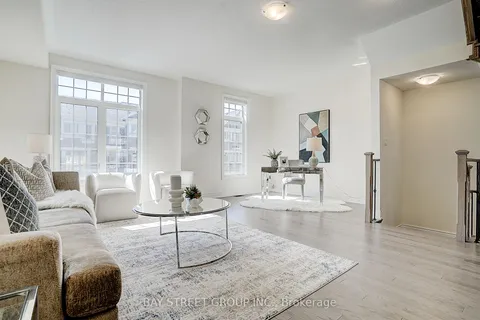 34 Phillipsen Way, Markham, ON L3S 0E9