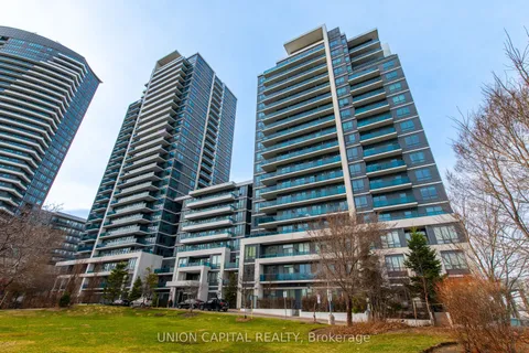 7165 Yonge Street, Markham, ON L3T 0C9