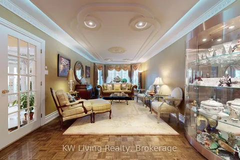 40 King's Cross Avenue, Richmond Hill, ON L4B 2S9