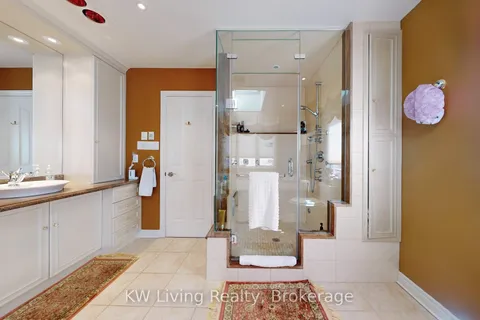 40 King's Cross Avenue, Richmond Hill, ON L4B 2S9