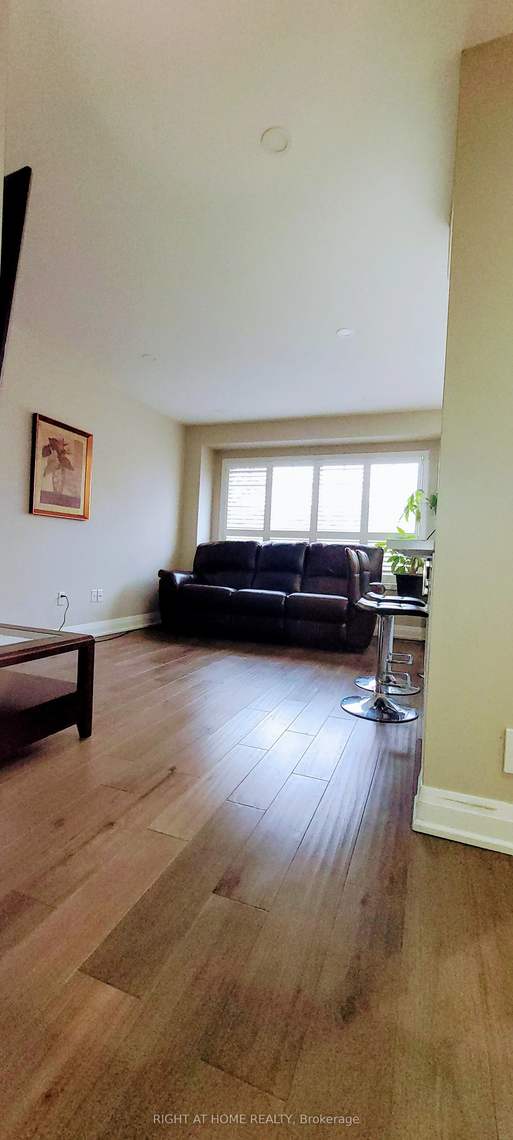 28 Fonteselva Avenue, Vaughan, ON L4H 2S1