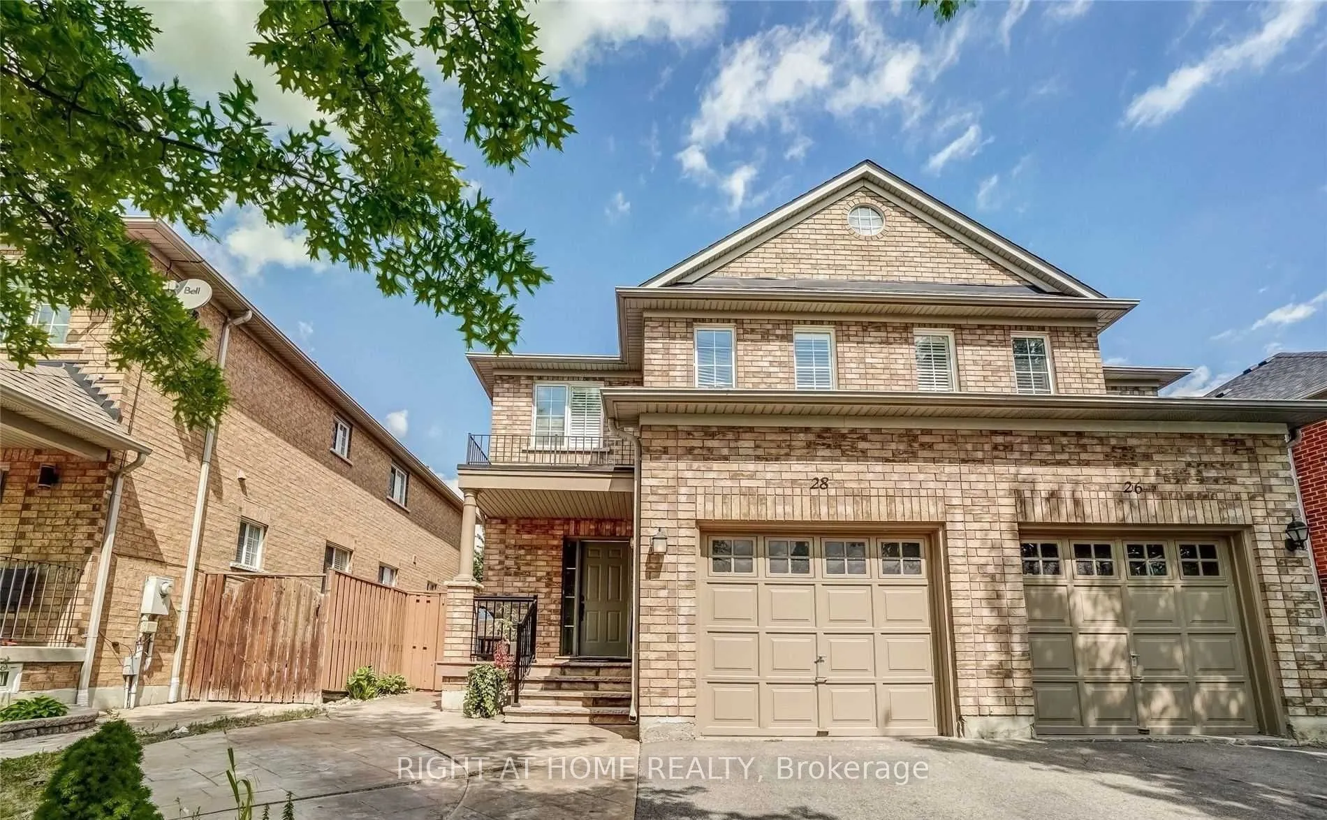 28 Fonteselva Avenue, Vaughan, ON L4H 2S1