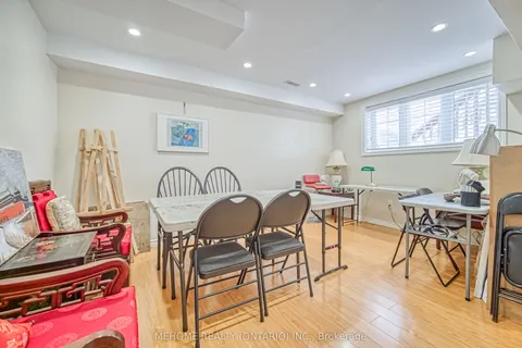 72 Vandervoort Drive, Richmond Hill, ON L4E 0C7