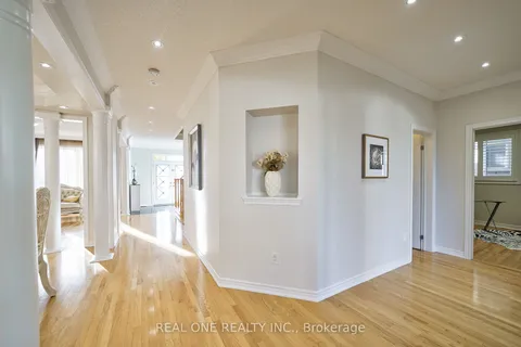29 Seiffer Crescent, Richmond Hill, ON L4E 0J1