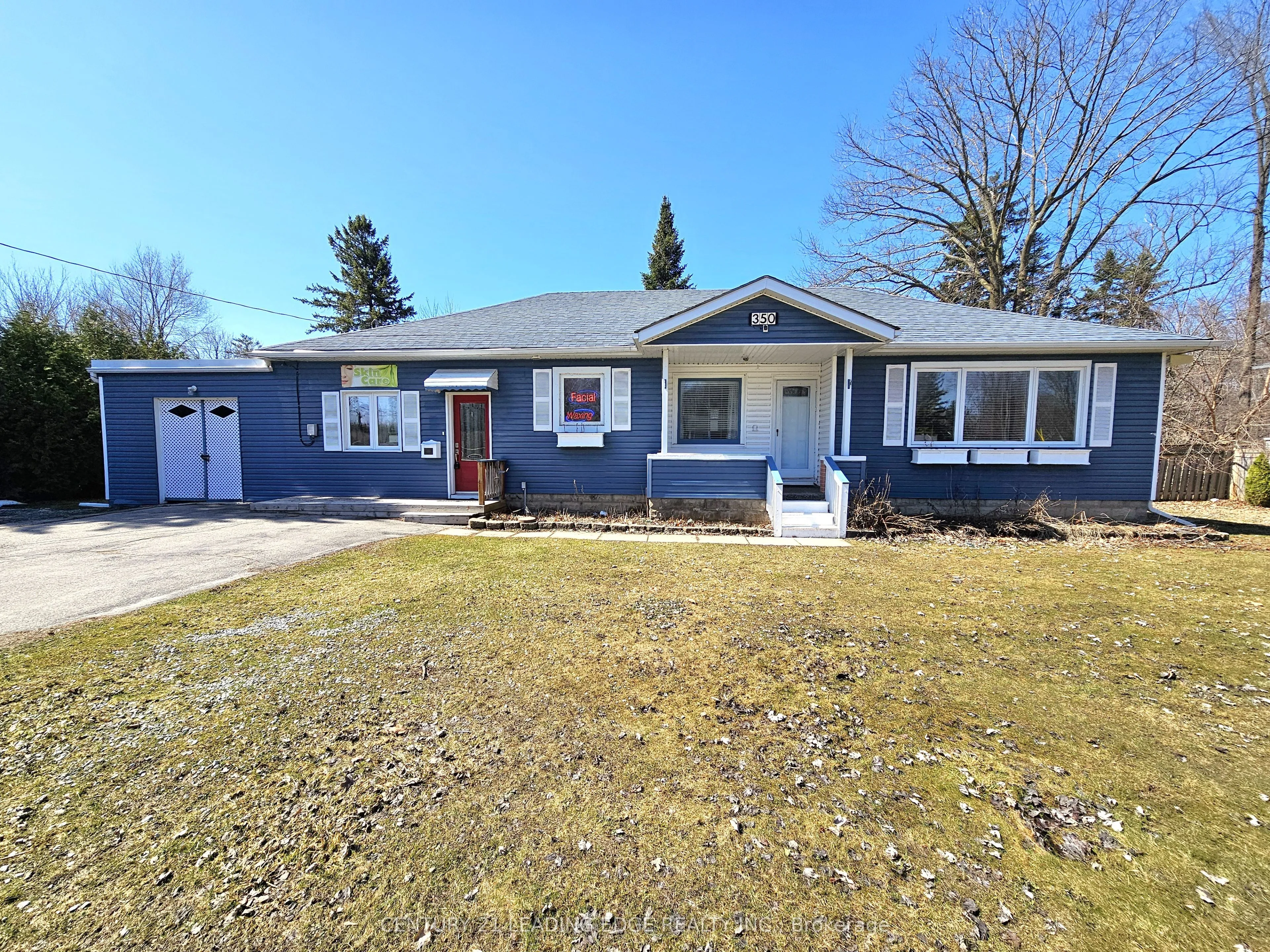 350 The Queensway N/A, Georgina, ON L4P 2B9