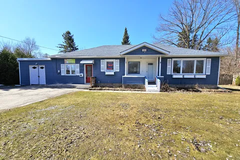 350 The Queensway N/A, Georgina, ON L4P 2B9