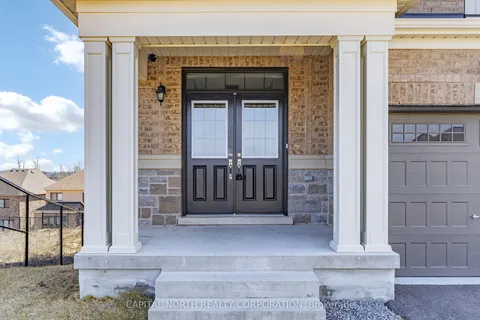 126 Meadow Vista Crescent, East Gwillimbury, ON L9N 1M8