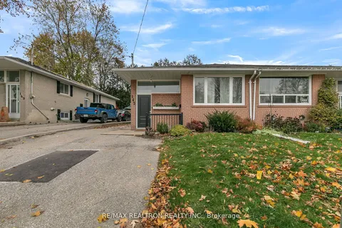 145 Willow Lane, Newmarket, ON L3Y 4J1