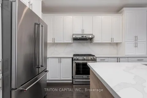 167 Inverness E Way, Bradford West Gwillimbury, ON L3Z 2A6