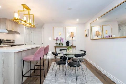 123 Wildwood Avenue, Richmond Hill, ON L4E 3B6
