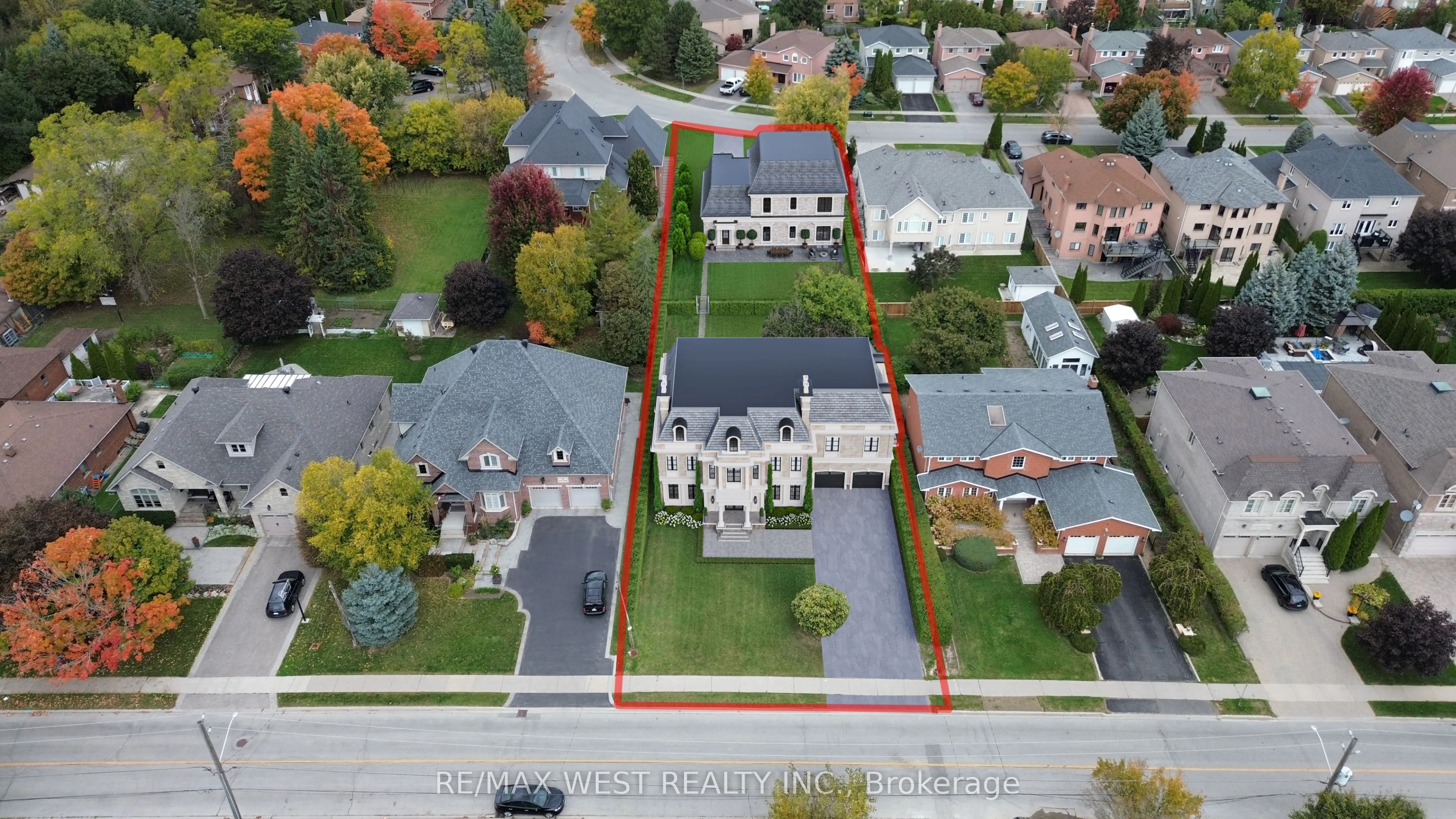 96 May Avenue, Richmond Hill, ON L4C 3S6