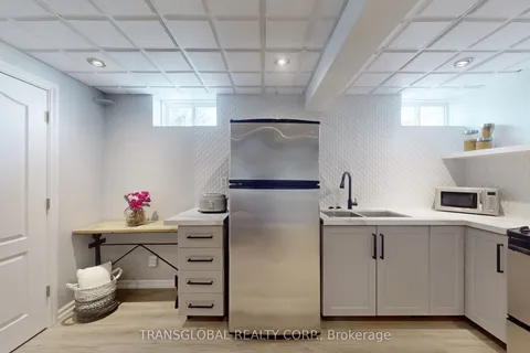 130 Bayview Avenue, Georgina, ON L4P 2S9