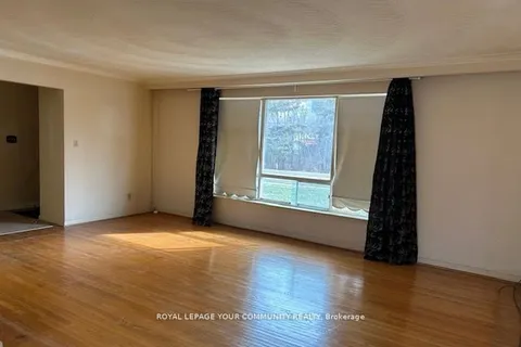 14 May Avenue, Richmond Hill, ON L4C 3S6