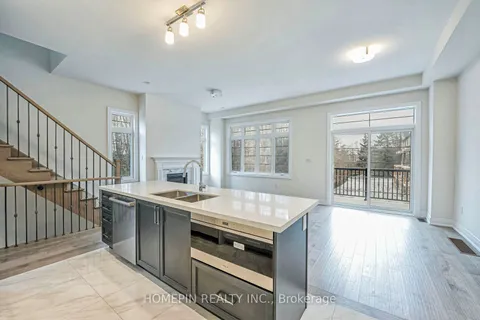 8 Gardeners Lane, Markham, ON L6C 3L5
