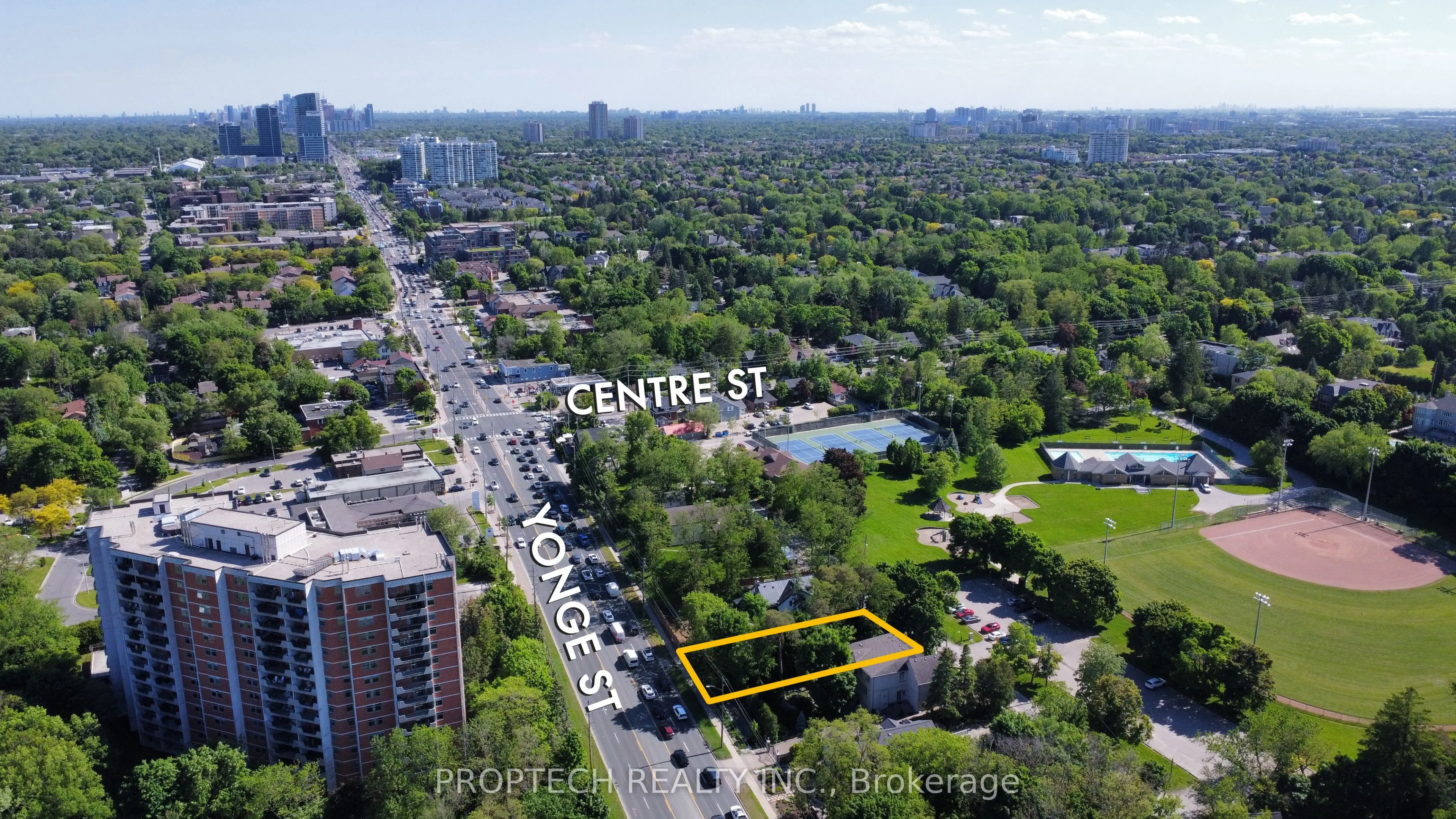 7808 Yonge Street, Vaughan, ON L4J 1W3