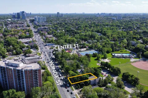 7808 Yonge Street, Vaughan, ON L4J 1W3
