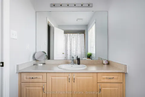 19 Admiral Crescent, Essa, ON L0M 1B4