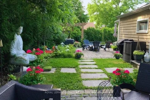 49 Church Street, Markham, ON L3P 2M1