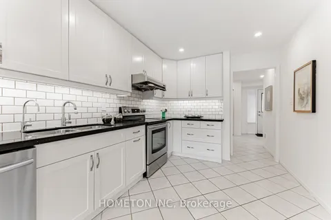 64 Dunsmore Crescent, Richmond Hill, ON L4C 0C5
