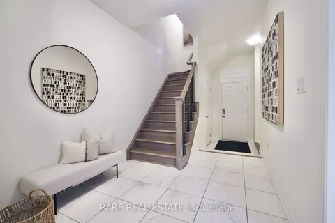 73 Casely Avenue, Richmond Hill, ON L4S 0K2