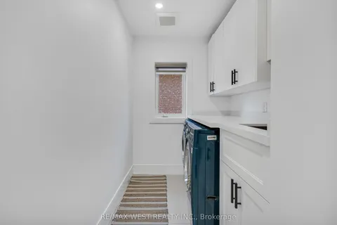 26 Arista Gate, Vaughan, ON L4L 9J1