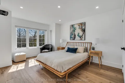 26 Arista Gate, Vaughan, ON L4L 9J1
