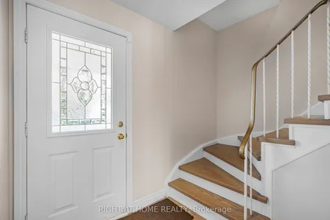 19 Rathfon Crescent, Richmond Hill, ON L4C 5B6