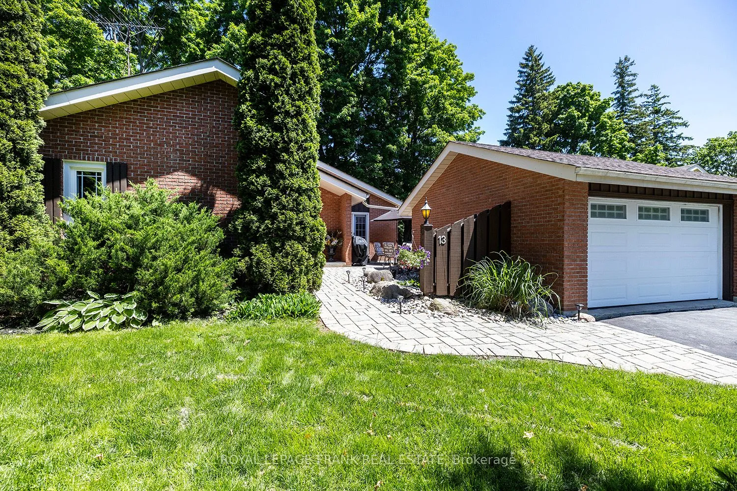 13 Country Lane, Brock, ON L0E 1E0