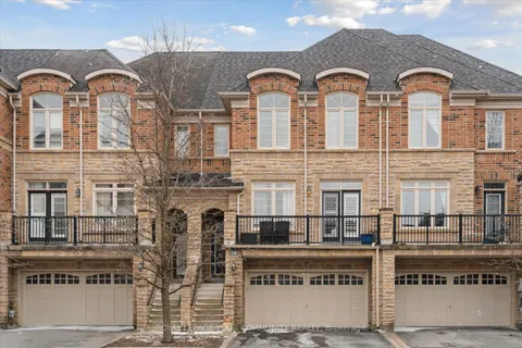 118 Chapman Court, Aurora, ON L4G 0E2