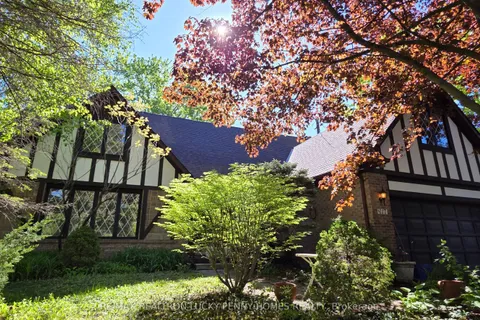 117 Westwood Lane, Richmond Hill, ON L4C 6X8