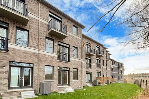 66 Puisaya Drive, Richmond Hill, ON L4E 1L2