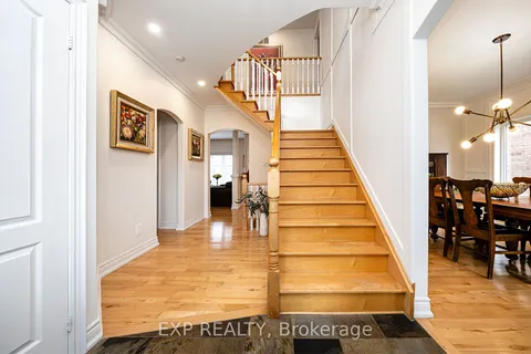 18 Brent Road, East Gwillimbury, ON L9N 1R9