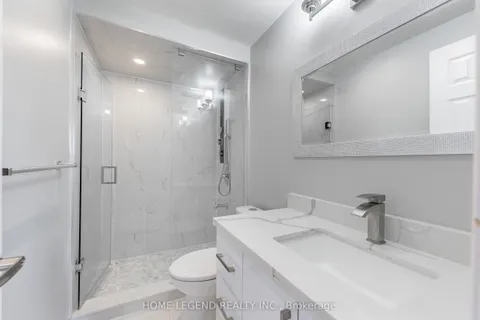102 Tangmere Crescent, Markham, ON L3R 6Y5