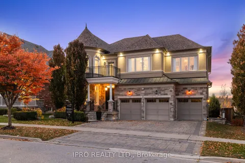 24 Bluff Trail, King, ON L7B 0A1